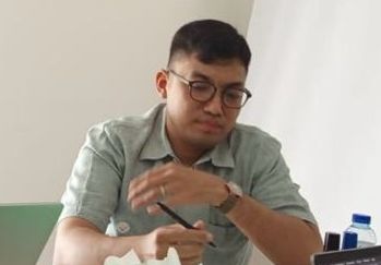 SEKOLAH SWASTA GRATIS atau BERBAYAR: “Masyarakat Tinggal Memilih, Semua untuk Generasi Unggul”