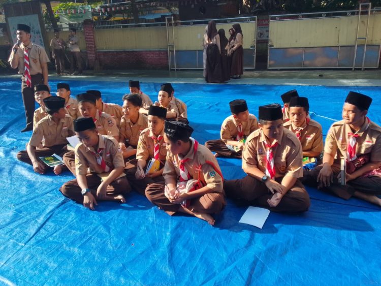 Budayakan Literasi, SMP Perjuangan dan Informatika Terpadu Terapkan Program Tiga Bahasa
