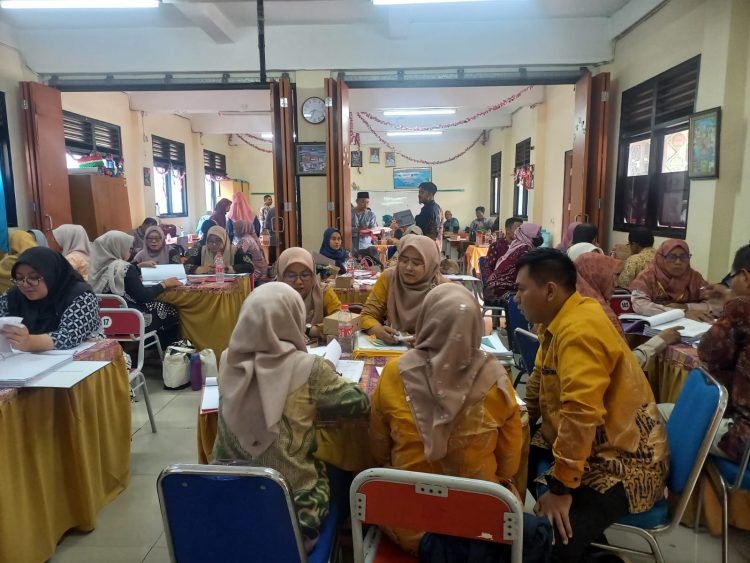 Hari Keempat Monev BOSP, Disdik Depok Supervisi 21 SDN di Bojongsari dan Cinere