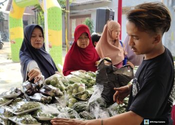 Gerakan Pangan Murah di Tajur Halang, Warga Antusias Dapatkan Sembako Murah