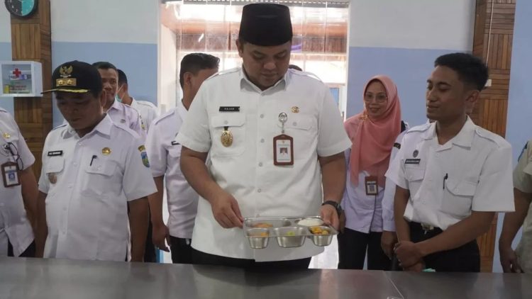 Dinkes Jateng Pastikan Gejala Mual dan Pusing Siswa Jepara Bukan Akibat Menu MBG