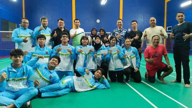Abdul Khoir Apresiasi Atlet Bulu Tangkis Depok Peraih Medali POPDA XIV