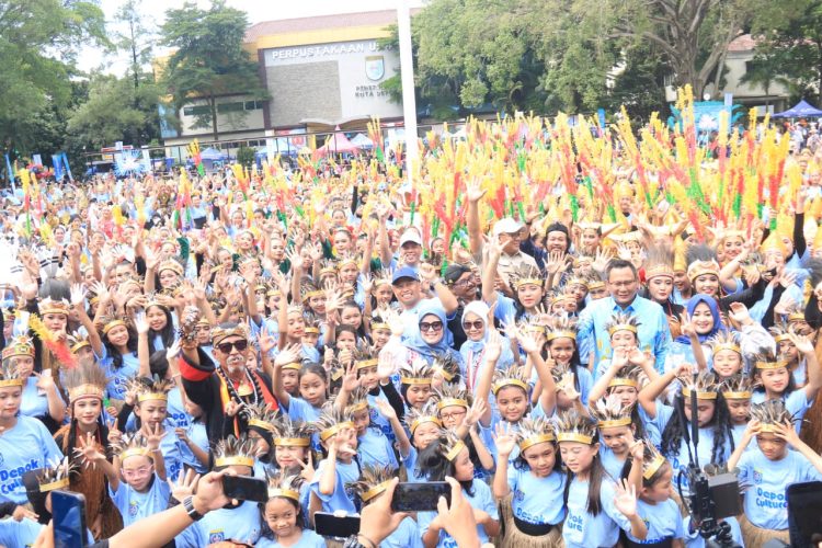 Sanggar Tari Ayodya Pala Pecahkan Rekor MURI di Depok Culture Festival 2025