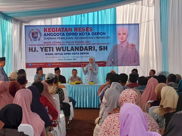 Reses di Cimanggis, Yeti Wulandari Janji Kawal Sekolah Gratis & Atasi Banjir