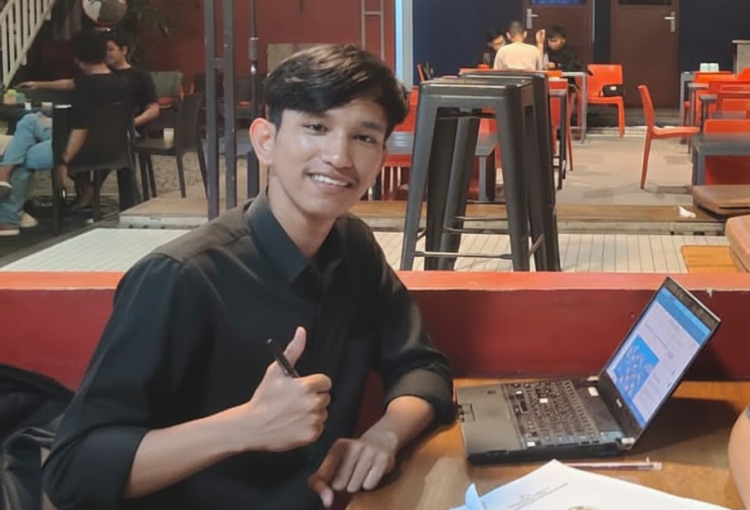 Kereta Cepat Jakarta – Bandung Simbol Kemajuan dan Ancaman Fiskal? Antara Prestasi dan Paradoks