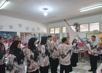 PGRI Cabang Cipayung Lantik 16 Pengurus Baru Masa Bakti 2025–2030