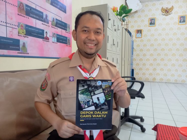 Buku Depok dalam Garis Waktu Karya Bersama 55 Peserta Pelatihan Disdik Mulai Dipublikasikan
