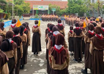 Pramuka Jadi Wadah Pembentukan Karakter di SDN Mampang 3
