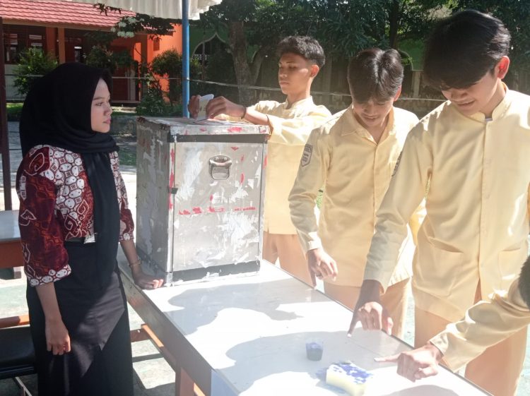 Pemilihan OSIS SMA Negeri 6 Mataram, Wujudkan Pembelajaran Demokrasi di Sekolah