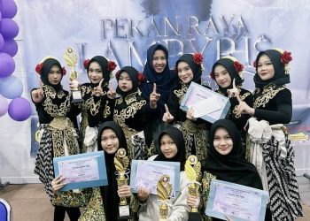 MAN 1 Bogor Sabet 4 Piala di Ajang Lomba Lampyris UNPAK 2025