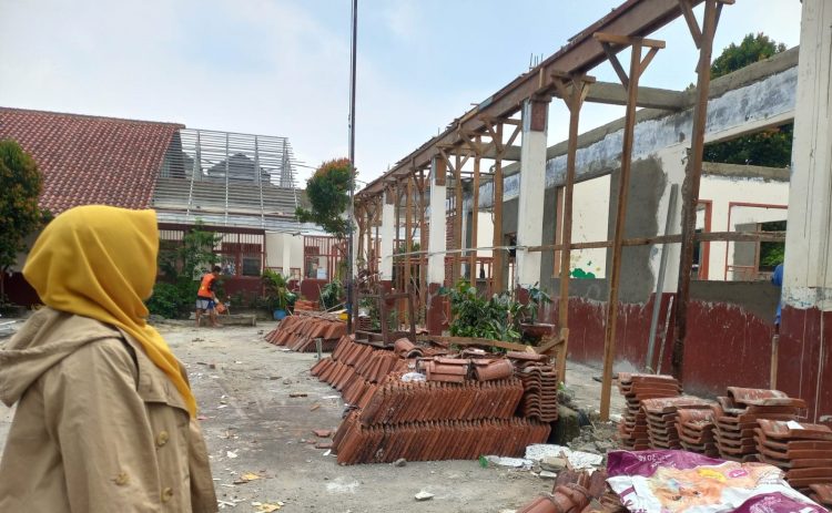 SDN Bedahan 02 Direvitalisasi, Kepala Sekolah Ucapkan Terima Kasih kepada Pemkot