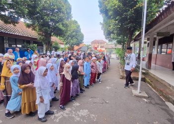 Peringati Hari Santri 2025, Ratusan Siswa SDN Pengasinan 01 Gelar Apel dan Seruan Jihad Belajar