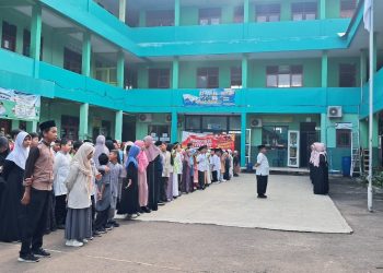 MI Terpadu Raudlatul Ulum Rayakan Hari Santri dengan Kunjungan ke Pesantren Darus Sholihin