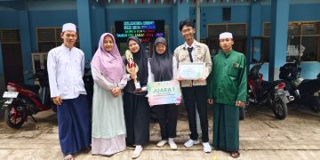 Tim SMK Bina Mandiri Raih Juara 1 Lomba Cerdas Cermat Santrifest 2025