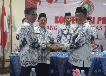 Ketua Baru PGRI Pancoran Mas: Ajak Guru Pancoran Mas Bersatu Majukan Organisasi PGRI