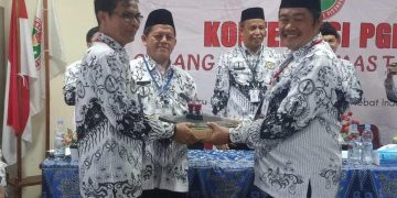 Ketua Baru PGRI Pancoran Mas: Ajak Guru Pancoran Mas Bersatu Majukan Organisasi PGRI