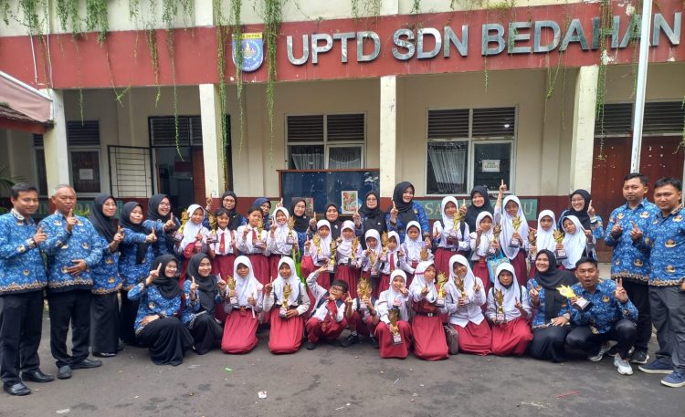 Semarak Bulan Bahasa, SDN Bedahan 01 Gelar Tujuh Cabang Lomba Kreativitas Siswa