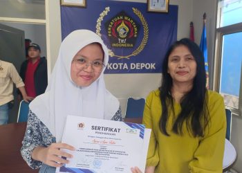 Syesa Agni Fatin Juara 1 Lomba Puisi PWI Depok, Suarakan Semangat Pemuda Lewat “Cahaya di Pelupuk Nusantara”