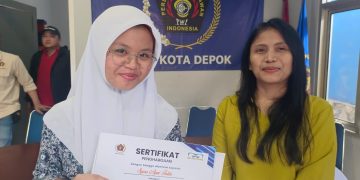 Syesa Agni Fatin Juara 1 Lomba Puisi PWI Depok, Suarakan Semangat Pemuda Lewat “Cahaya di Pelupuk Nusantara”