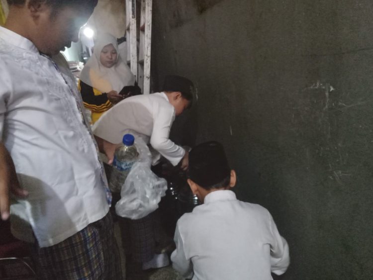 Siswa SDN Limo 3 Antusias Kumpulkan Mijel Dukung Program Lingkungan Pemkot Depok