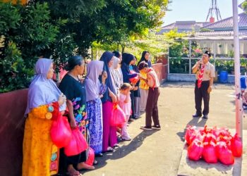 Perjusa SDN Abadijaya 03 Ditutup dengan Aksi Sosial Berbagi Sembako