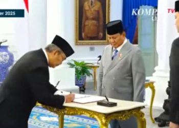 Presiden Prabowo Lantik Jimly Asshiddiqie jadi Ketua Komisi Percepatan Reformasi Polri
