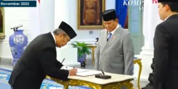 Presiden Prabowo Lantik Jimly Asshiddiqie jadi Ketua Komisi Percepatan Reformasi Polri