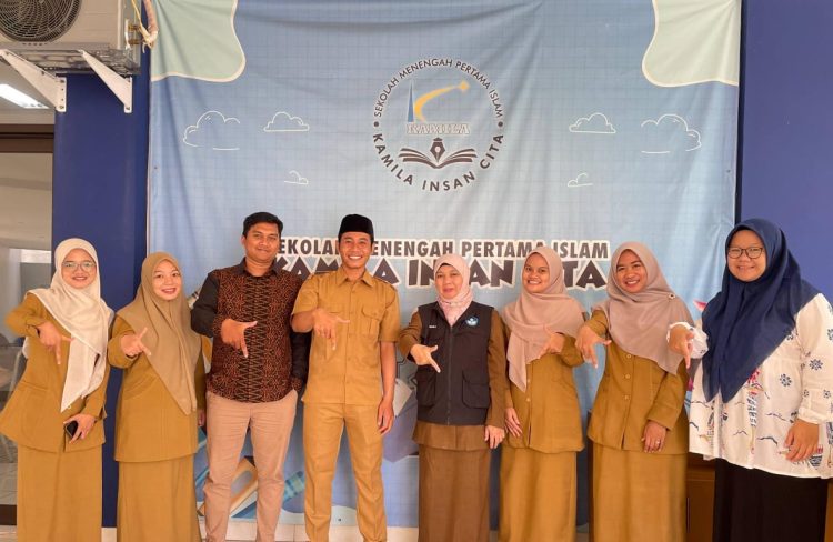 Pengawas Disdik Perkuat Mutu Pendidikan di SMP Islam Kamila Insan Cita
