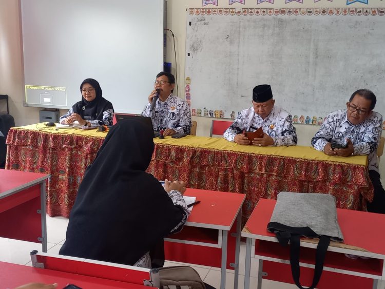 Menjelang Pensiun, Cecep Rohaedi Tak Mencalonkan Kembali Ketua PGRI Bojongsari