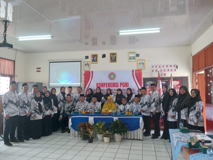 Hj. Aisyah Terpilih Aklamasi sebagai Ketua PGRI Cabang Beji Periode 2025–2030