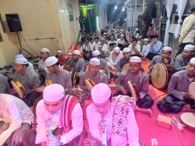Tim Hadroh Syaiqul Ma’hi Ponpes Daarul Rahman Terus Gaungkan Dakwah Lewat Seni