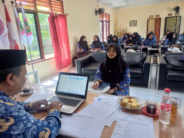 Puluhan Guru di Sawangan Ikuti Lomba Guru Berdedikasi HUT PGRI ke-80