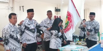 PGRI Cilodong Resmi Miliki Pengurus Baru, H. Nisar: Amanah Selalu Mengandung Risiko