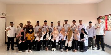 PGRI Cabang Sandubaya Lepas 12 Guru Terbaik untuk Berlaga di HUT PGRI ke-80 Tingkat Kota Mataram