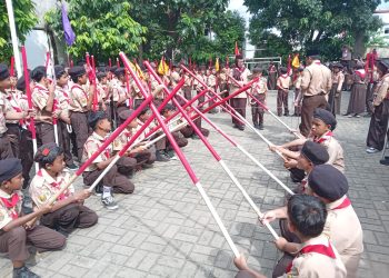 Perjusa SDN Kemirimuka 3 Latih Kemandirian dan Kedisiplinan Siswa