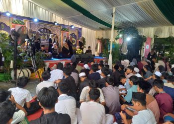 Ratusan Siswa SMP dan SMK Islamiyah Serua Peringati Maulid Nabi Muhammad SAW