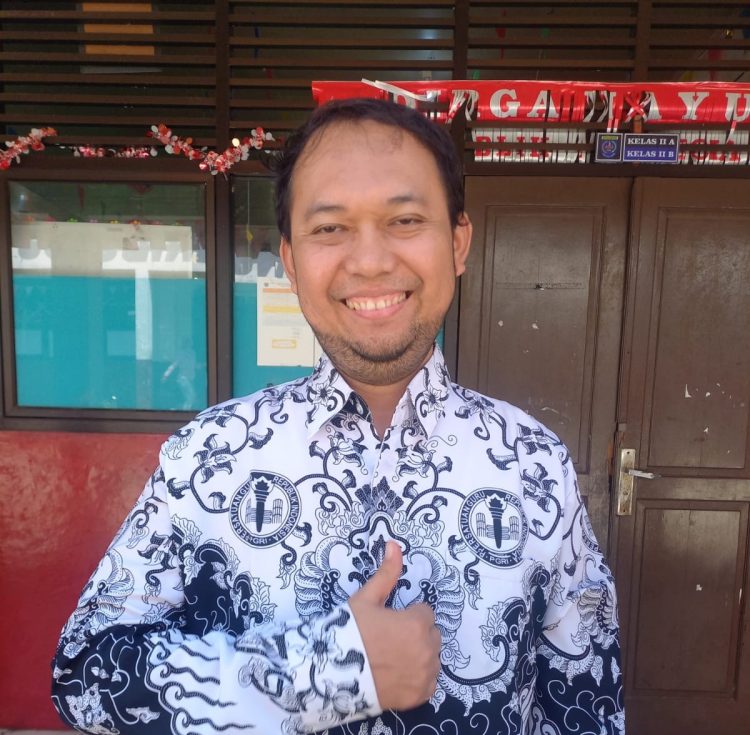 Refleksi Seorang Guru di Hari Guru Nasional: “Pendidikan Tak Akan Berjalan Tanpa Guru”