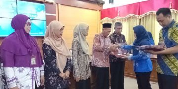 Mbah Agung, Guru dari Ujung Utara Jepara yang Mengabdikan Hidup untuk Pendidikan Hingga Purna Tugas