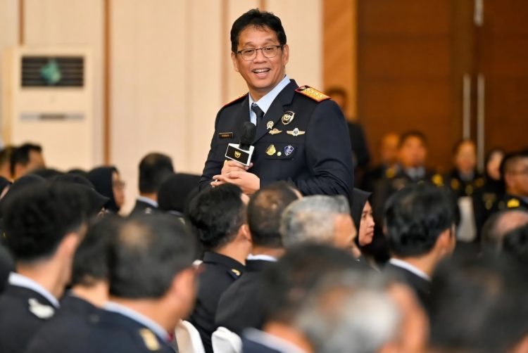 PURBAYA YUDHI SADEWA: ANGIN SEGAR BAGI PEREKONOMIAN NASIONAL