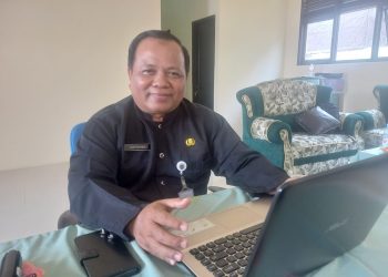 Pengawas Suparno Supervisi Manajerial Kepala SD se-Kecamatan Sawangan