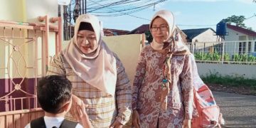 Titin Supriatin: Hari Guru Nasional, Momentum Refleksi Peran Pendidik di Era Digital