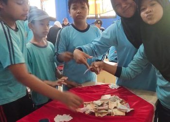 SDN Duren Seribu 01 Galang Donasi untuk Korban Banjir di Sumatera