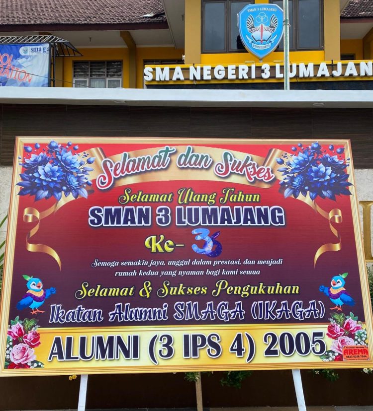 HUT SMA Negeri 3 Lumajang Meriah, Ratusan Karangan Bunga Warnai Pengukuhan IKAGA