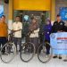 KOSTI Lumajang Serahkan 3 Sepeda Onthel untuk Siswa SMAN 3 Lumajang pada HUT ke-36 SMAGA