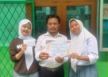 Juara Class Meeting SMK Insan Madani Terima Sertifikat dan Uang Pembinaan