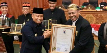 Bambang Sutopo Raih BKD Award 2025 DPRD Kota Depok – Kategori Kinerja Terbaik