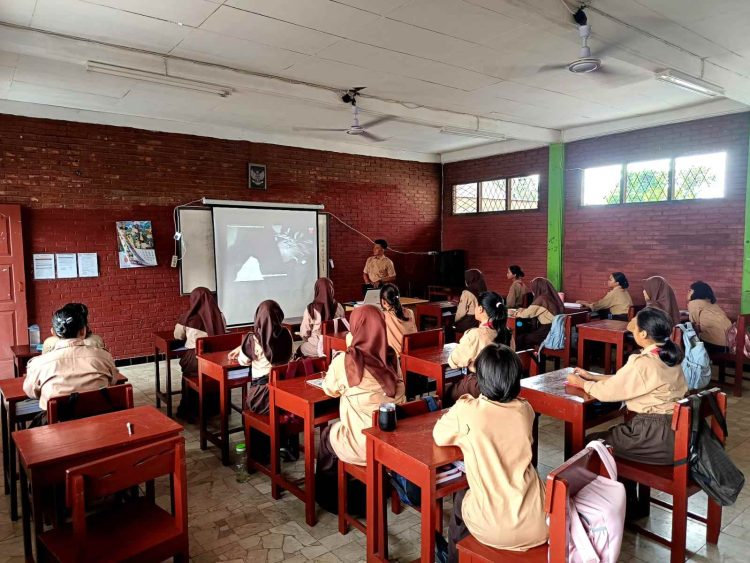 Pemprov Jabar Tegaskan Bantuan Sekolah Swasta Tidak Dihapus, Dialihkan Langsung ke Siswa Miskin
