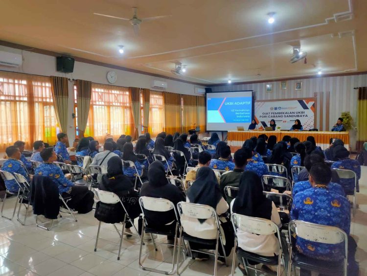 212 Guru dan Kepsek di Sandubaya Ikuti Pembekalan UKBI