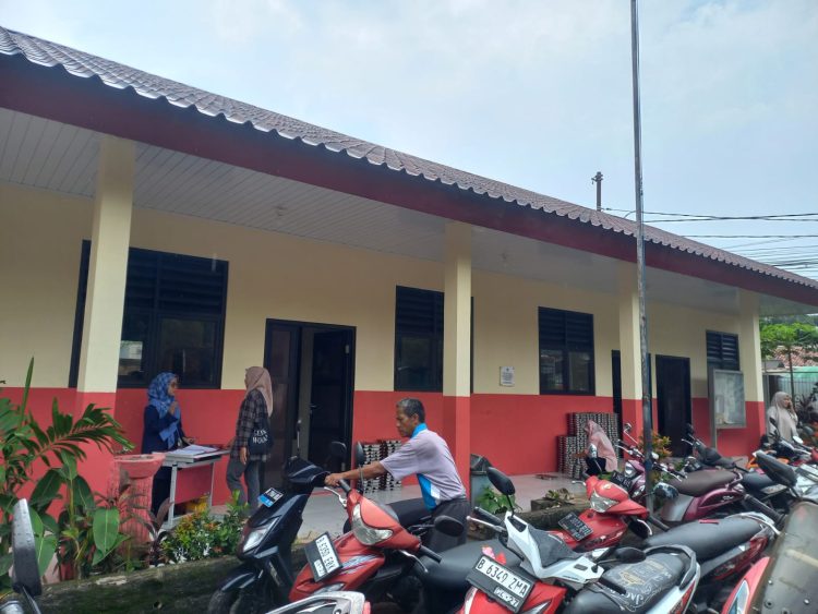 Ruang Kelas dan Fasilitas SDN Bedahan 02 Selesai Direhabilitasi, Siswa Sambut dengan Antusias