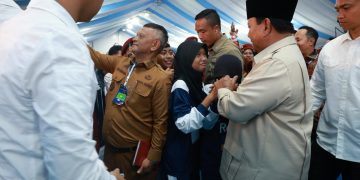 Presiden Prabowo Terkesima Orasi Empat Bahasa Siswa Sekolah Rakyat di Banjarbaru